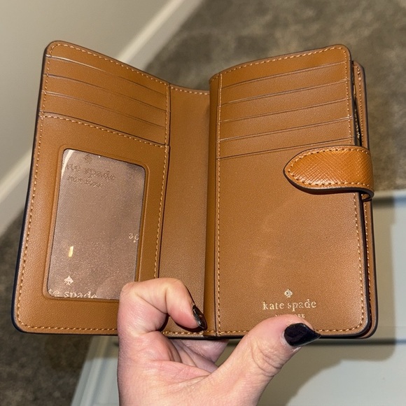 Kate Spade Madison Medium Compact Bifold Wallet - Picture 4 of 6